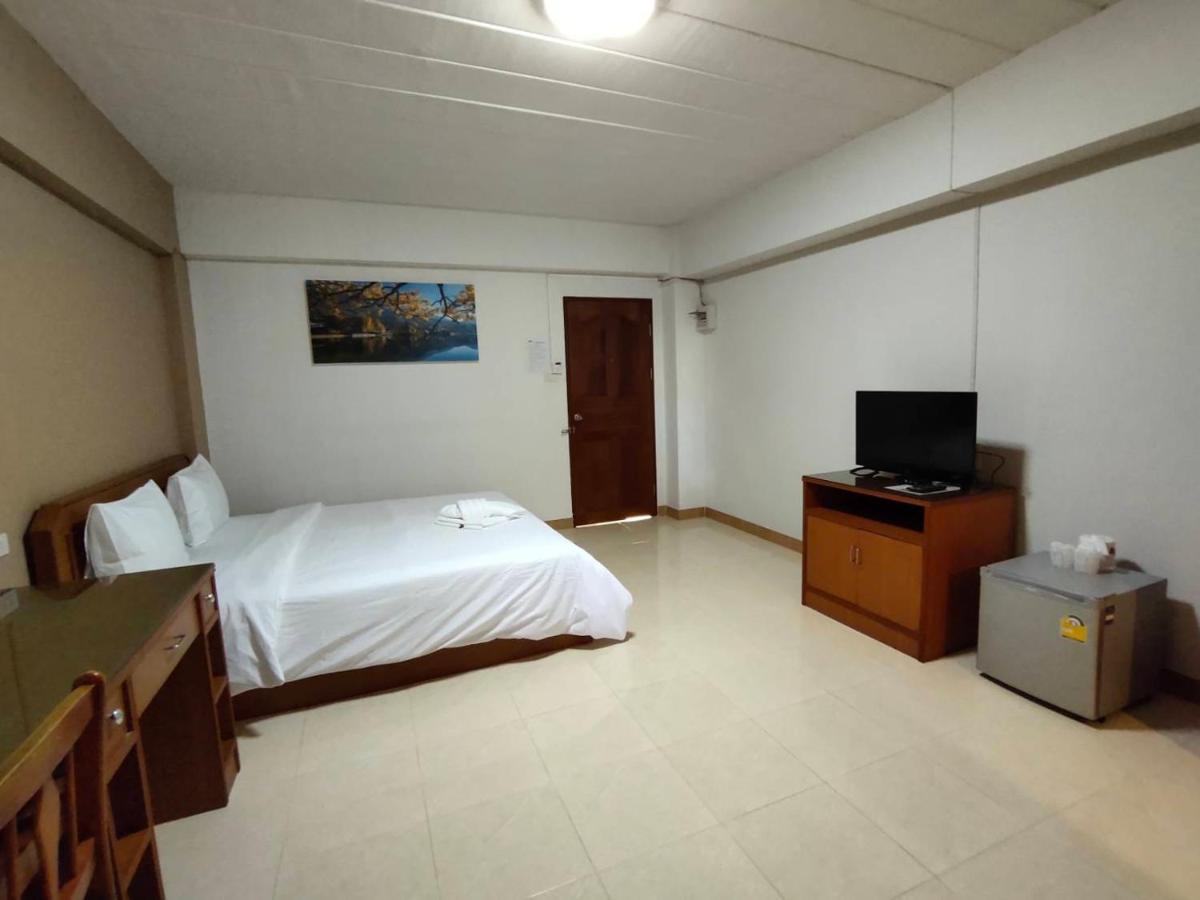 Samkwan Village Bangsaen Exterior foto