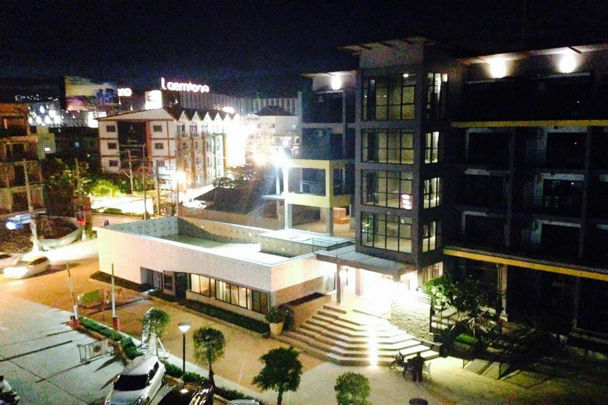 Samkwan Village Bangsaen Exterior foto
